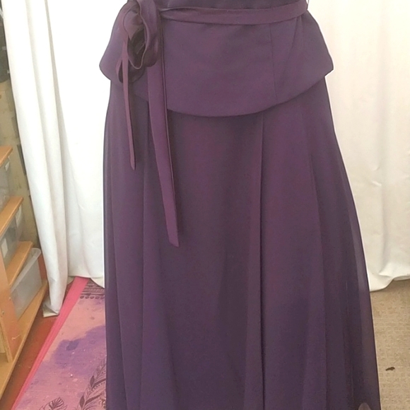 Dress - Picture 4 of 5